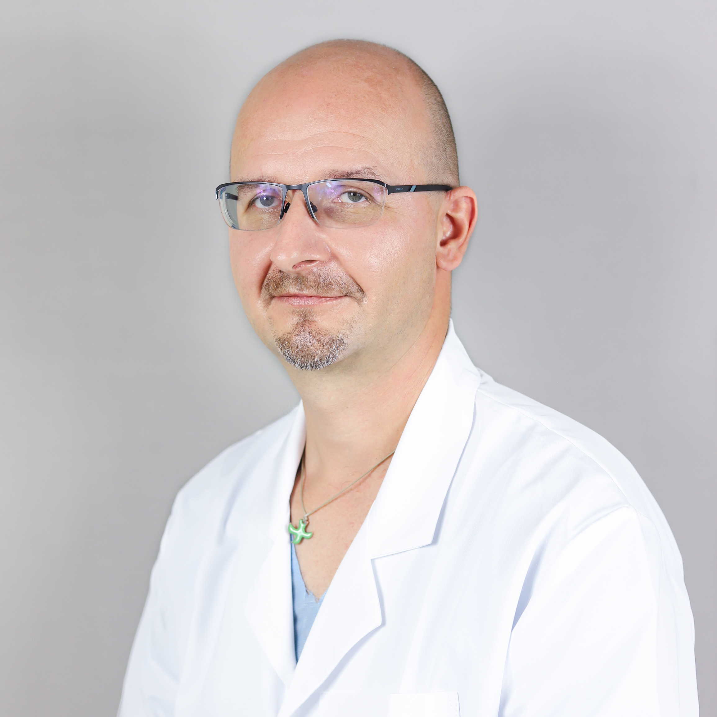 Lek. med. Piotr Ostrowski